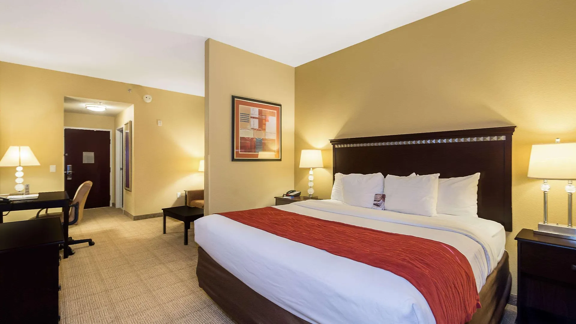 Comfort Inn & Suites Maingate South Davenport United States