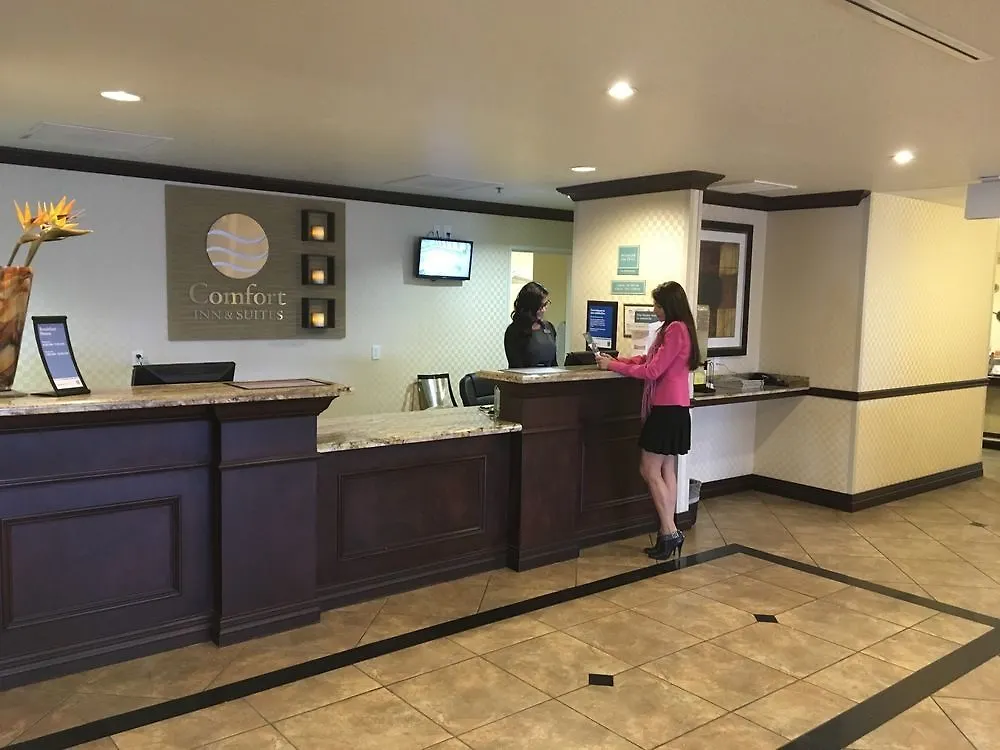 Szálloda Comfort Inn & Suites Maingate South Davenport